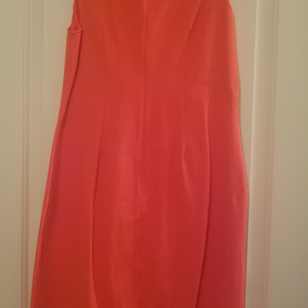 Dress - Picture 2 of 4